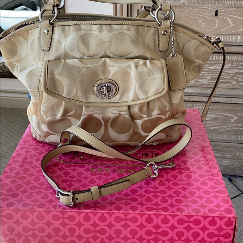 Coach handbag